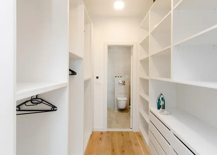 Apartamento Eni - Quiet Area & Parking *