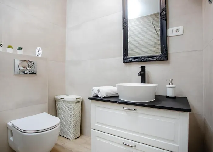 Eni - Quiet Area & Parking *