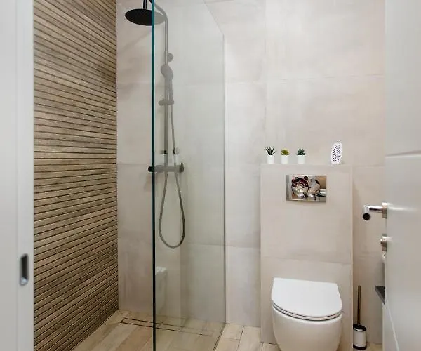 Eni - Quiet Area & Parking *