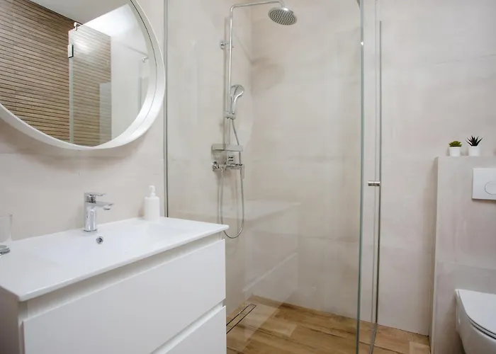 Eni - Quiet Area & Parking *